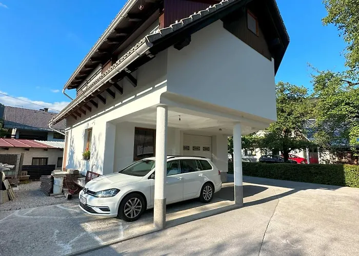 Apartment Pirnat